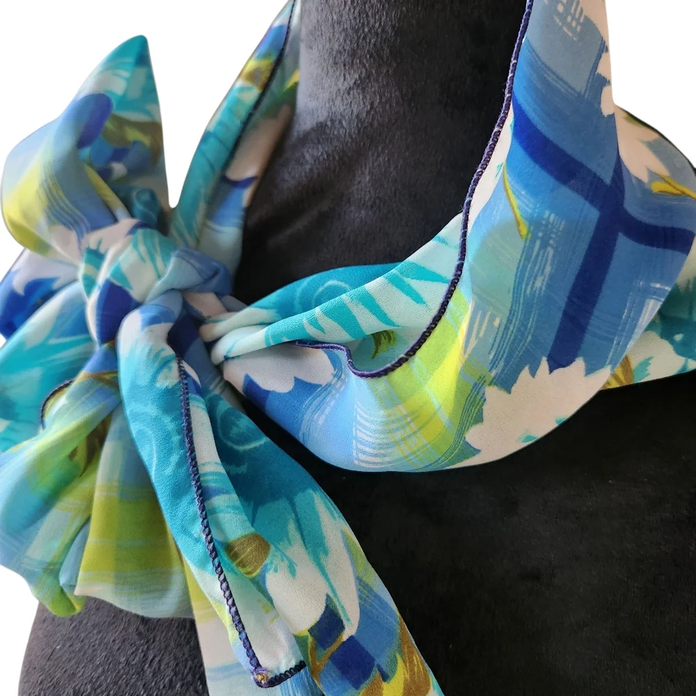 Vintage Floral Scarf - Picture 5 of 8